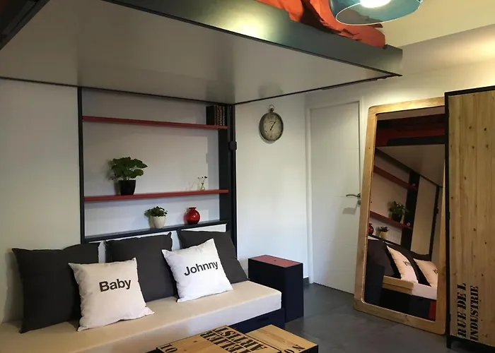 Studio 33