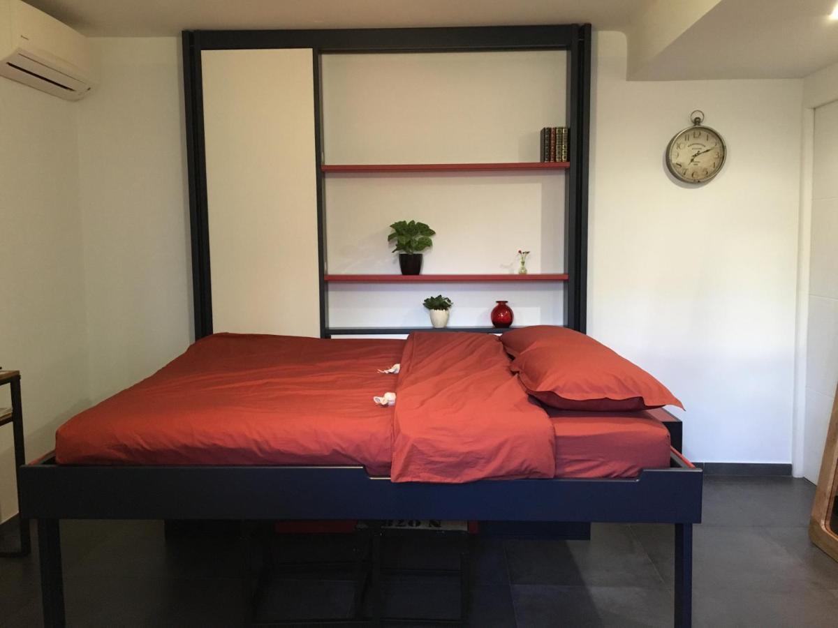 33 Apartment