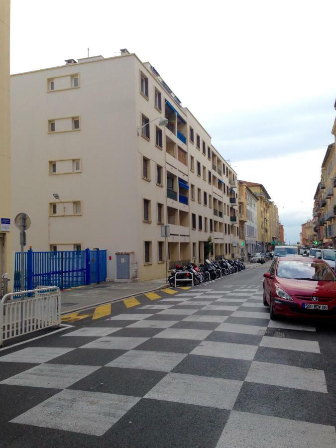 33 Apartment